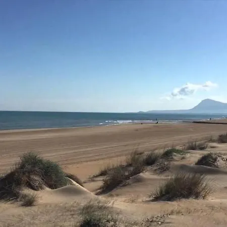 Blue Beach * Piles